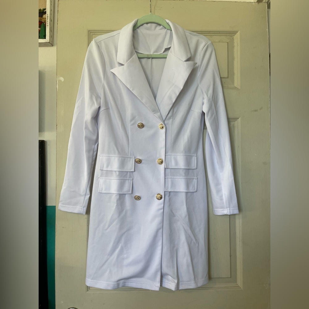 White Double-Breasted Women's Blazer Coat